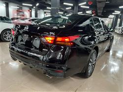 نیسان ئەلتیما